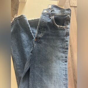 ARITZIA AGOLDE| straight distressed demin